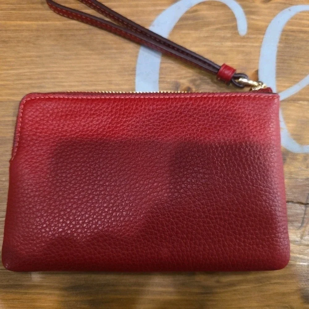 NEW With‎ Tags Coach Brick Red C7943 Wristlet - Picture 2 of 8